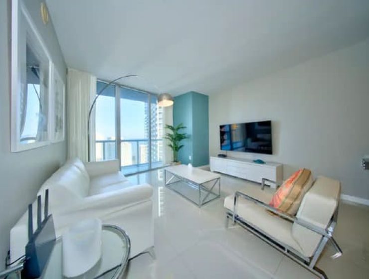 DELUXE 5★@34TH floor, ICON Brickell, POOL, & GYM